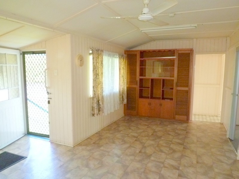 105 LIVINGSTONE STREET, Berserker QLD 4701