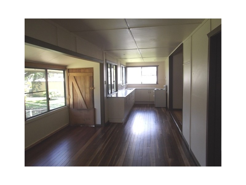 13 Hogan Street, Park Avenue QLD 4701