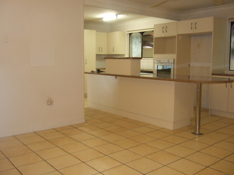 290 Ford Street, Berserker QLD 4701