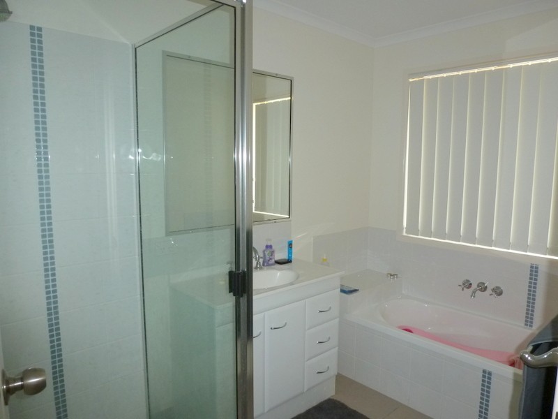 46 JAMES STREET, Gracemere QLD 4702