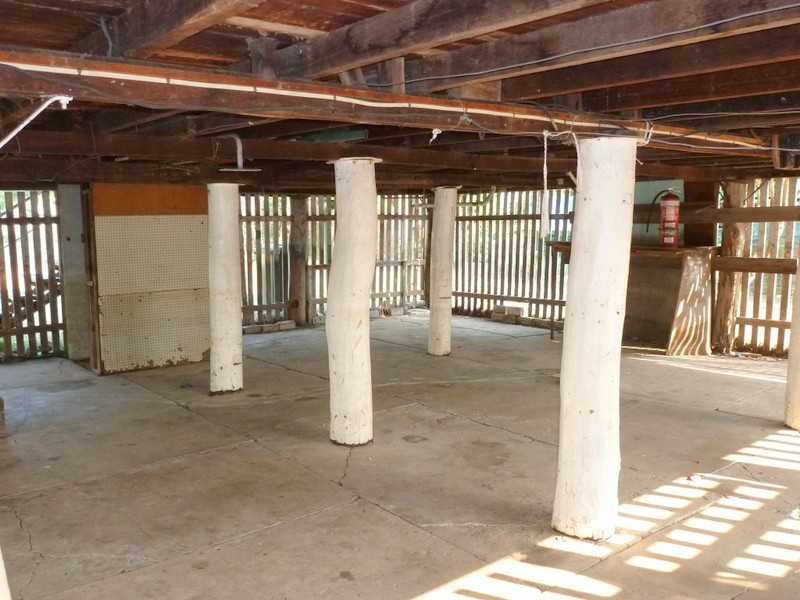 90 BERSERKER STREET, Berserker QLD 4701