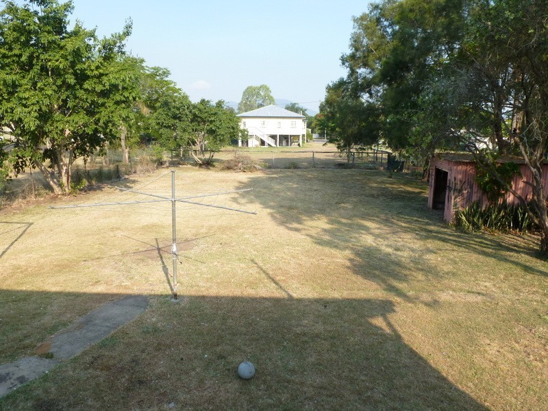 90 BERSERKER STREET, Berserker QLD 4701