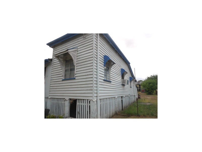 3 Little James Street, Mount Morgan QLD 4714