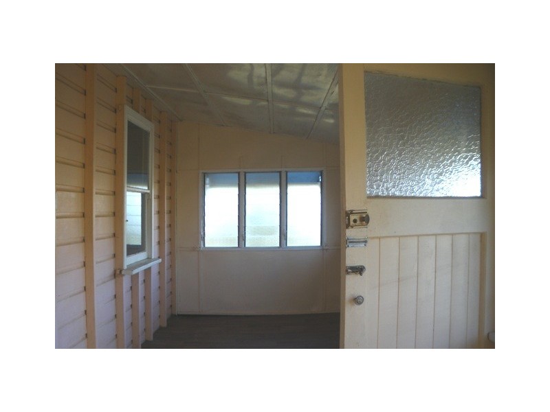 13 James Street, Mount Morgan QLD 4714