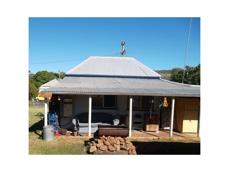 13 James Street, Mount Morgan QLD 4714