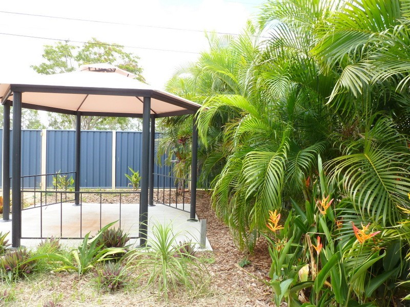 241 LAKES CREEK Road, Berserker QLD 4701