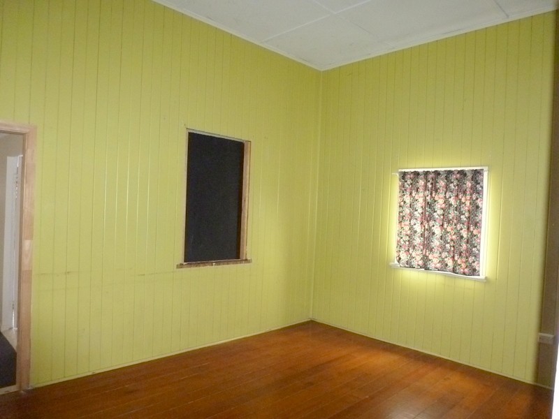 241 LAKES CREEK Road, Berserker QLD 4701