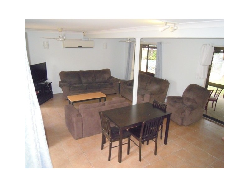 138 Simpson Street, Berserker QLD 4701