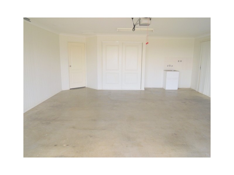 9 Broadhurst Drive, Gracemere QLD 4702