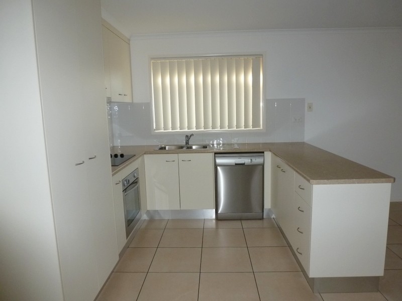 4 JAMIE CRESCENT, Gracemere QLD 4702