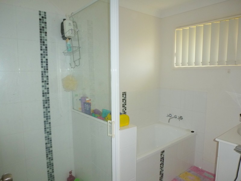 43 Broadhurst Drive, Gracemere QLD 4702