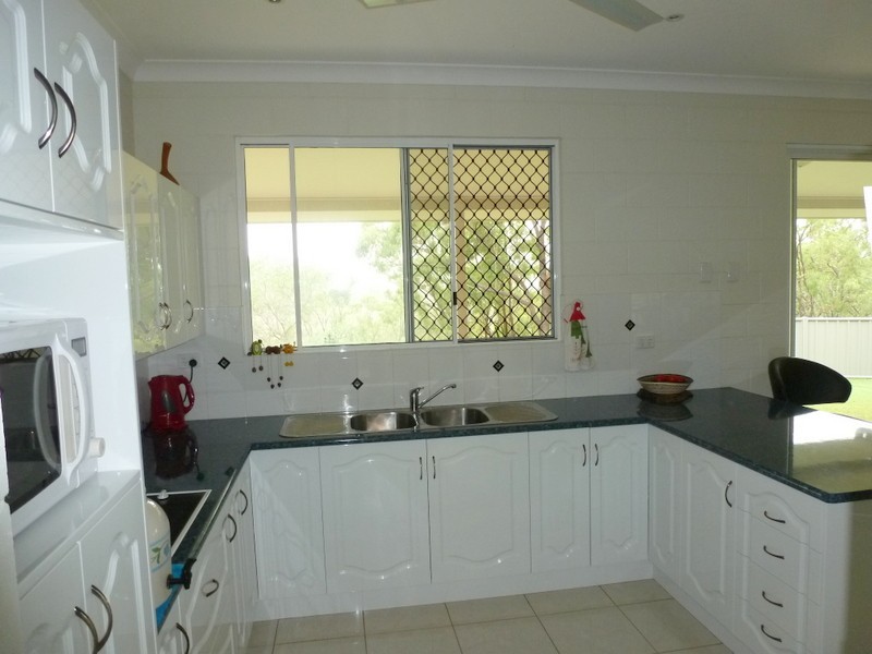 4 ROCKERY LANE, Baree QLD 4714