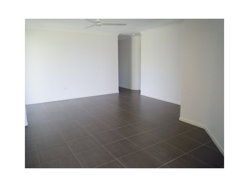 54 Leichhardt Drive, Gracemere QLD 4702