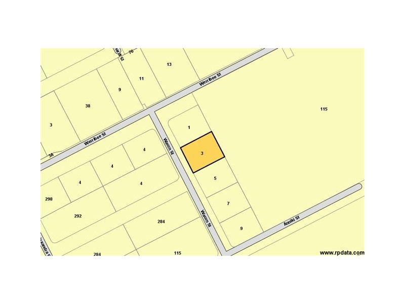 3 WAURN STREET, Kawana QLD 4701