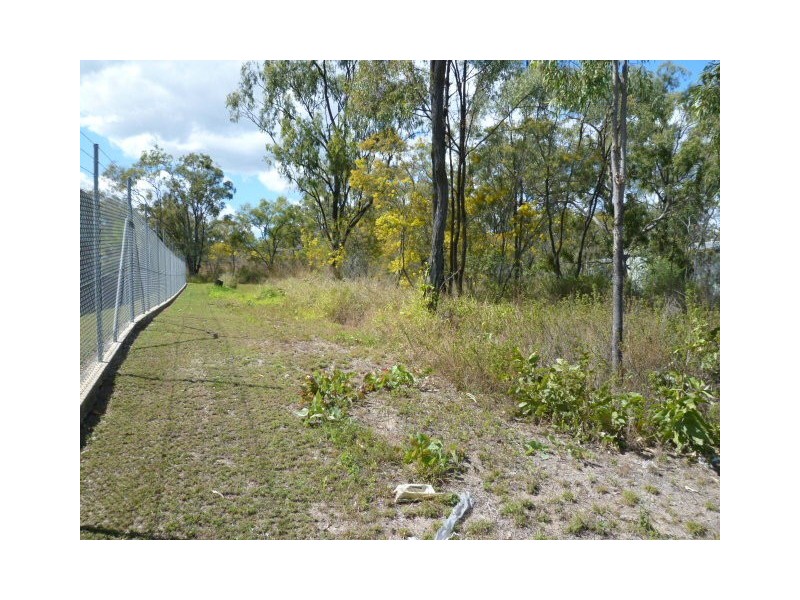 3 WAURN STREET, Kawana QLD 4701