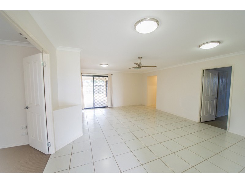 6 KERRIE MEARES CRESCENT, Gracemere QLD 4702