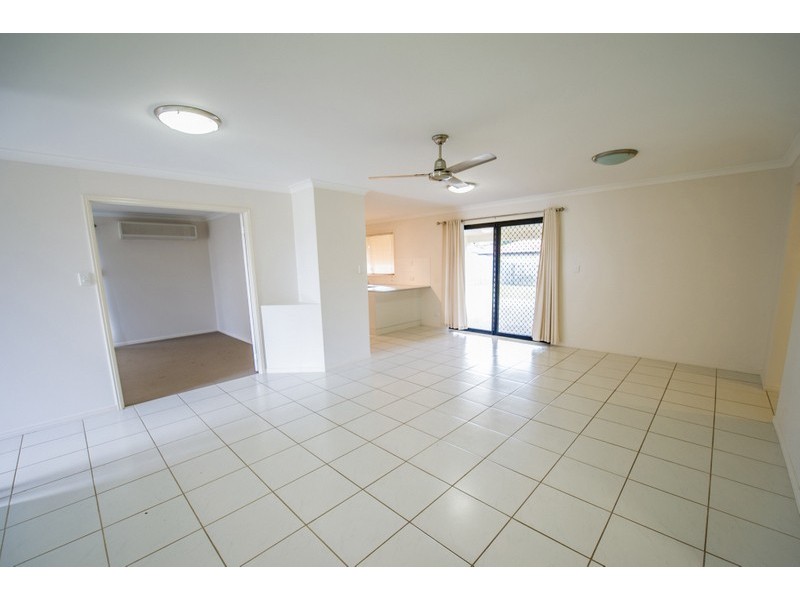 6 KERRIE MEARES CRESCENT, Gracemere QLD 4702