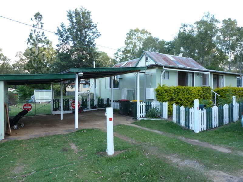 12 CENTRAL STREET, Mount Morgan QLD 4714