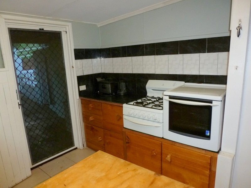 12 CENTRAL STREET, Mount Morgan QLD 4714