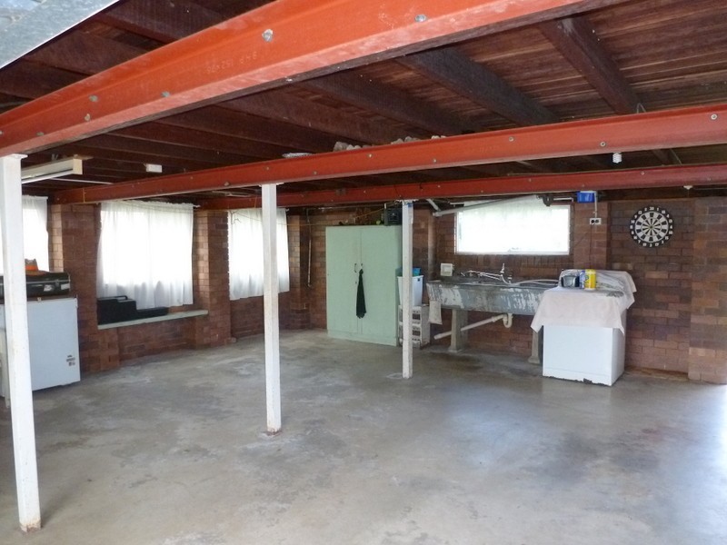 196 STAMFORD STREET, Berserker QLD 4701