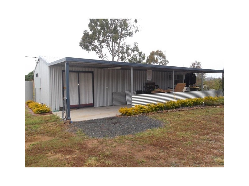 64 Grey Street, Walterhall QLD 4714