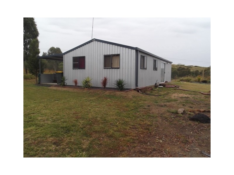 64 Grey Street, Walterhall QLD 4714