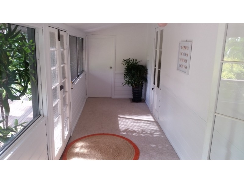 10a Mcfarlane Lane, Mount Morgan QLD 4714