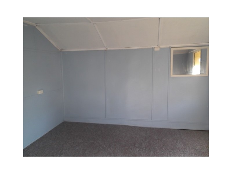 13 Dobbs Street, Mount Morgan QLD 4714