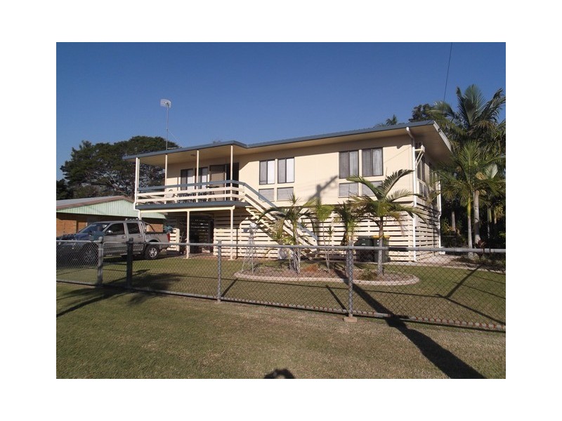 11 Harwood Street, Park Avenue QLD 4701