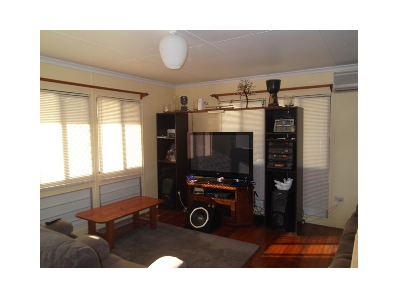 11 Harwood Street, Park Avenue QLD 4701