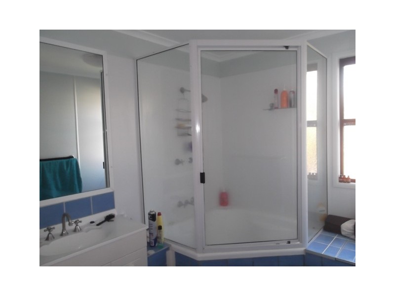 11 Harwood Street, Park Avenue QLD 4701