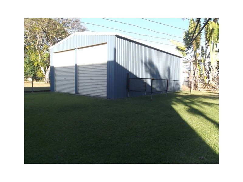 11 Harwood Street, Park Avenue QLD 4701