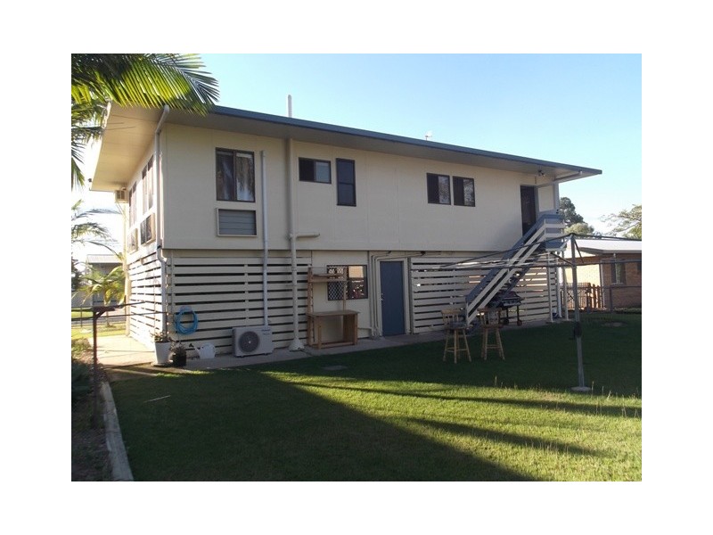 11 Harwood Street, Park Avenue QLD 4701