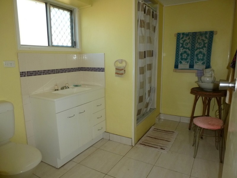 106 MACQUARIE STREET, Gracemere QLD 4702