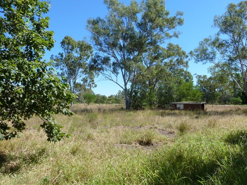 106 MACQUARIE STREET, Gracemere QLD 4702