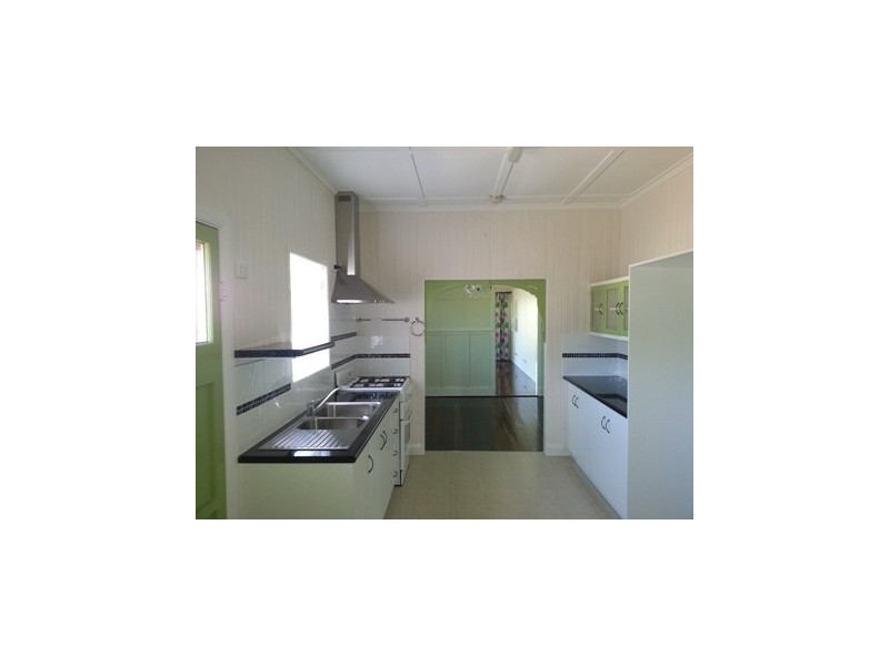 152 Glenmore Road, Park Avenue QLD 4701