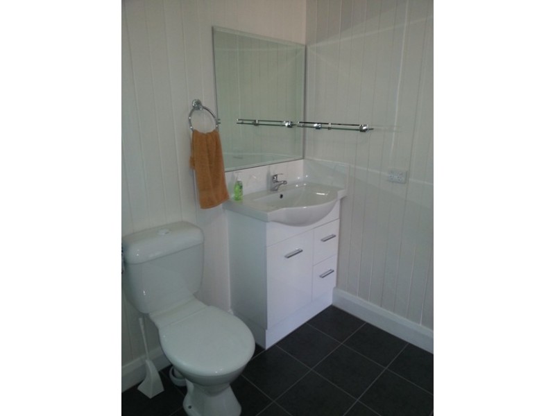 152 Glenmore Road, Park Avenue QLD 4701