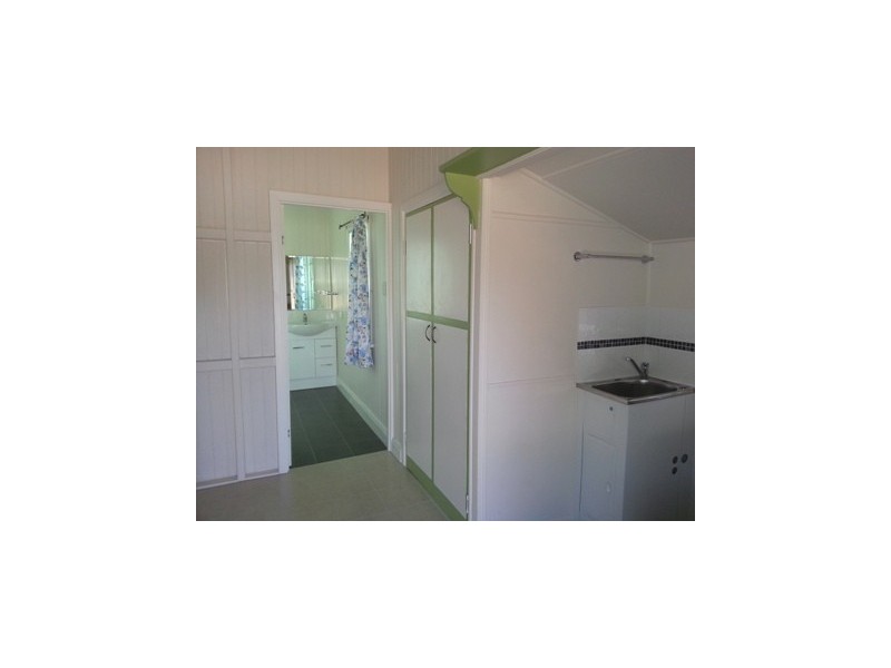 152 Glenmore Road, Park Avenue QLD 4701