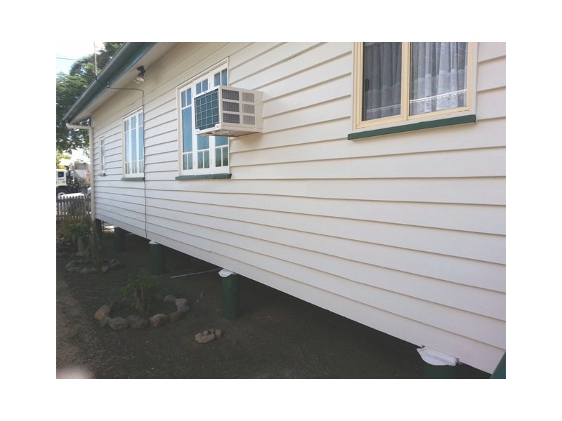 152 Glenmore Road, Park Avenue QLD 4701