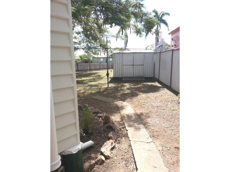 152 Glenmore Road, Park Avenue QLD 4701