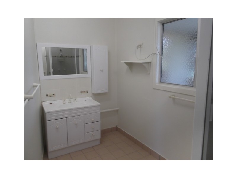 52657 Burnett Highway, Bouldercombe QLD 4702