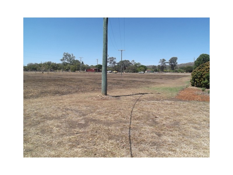 52657 Burnett Highway, Bouldercombe QLD 4702