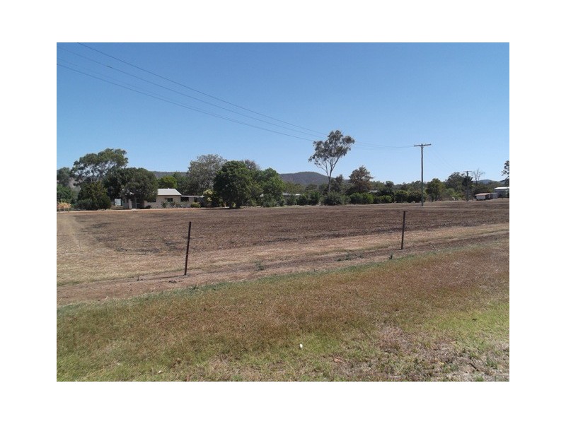 52657 Burnett Highway, Bouldercombe QLD 4702
