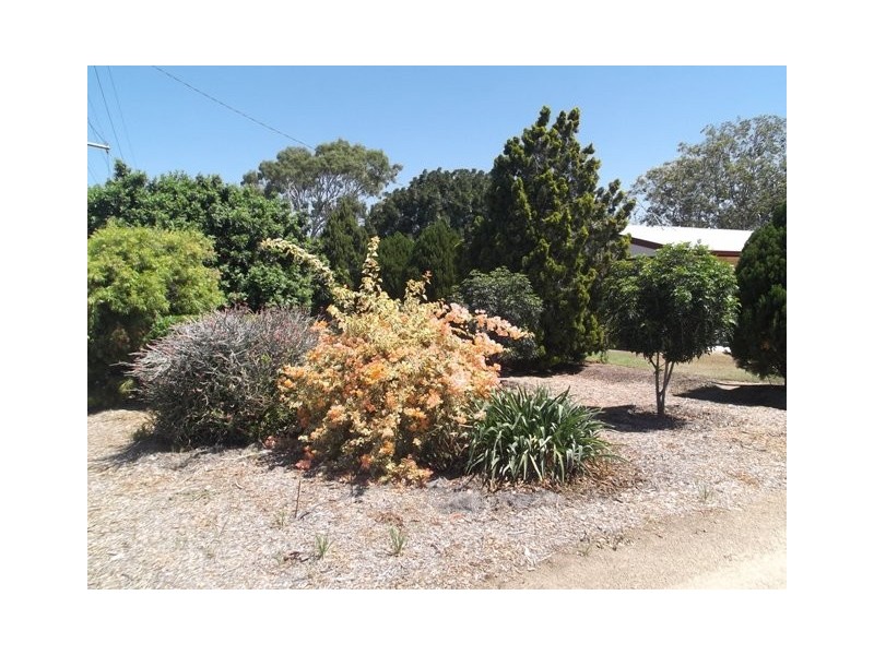 52657 Burnett Highway, Bouldercombe QLD 4702