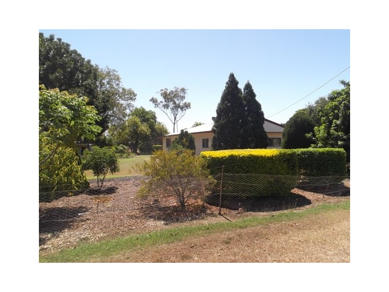 52657 Burnett Highway, Bouldercombe QLD 4702