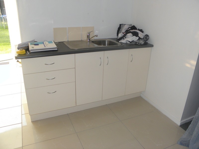 17 HARRIETTE STREET, Park Avenue QLD 4701