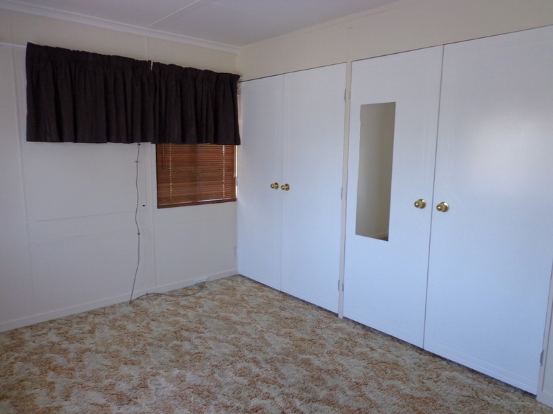 17 HARRIETTE STREET, Park Avenue QLD 4701