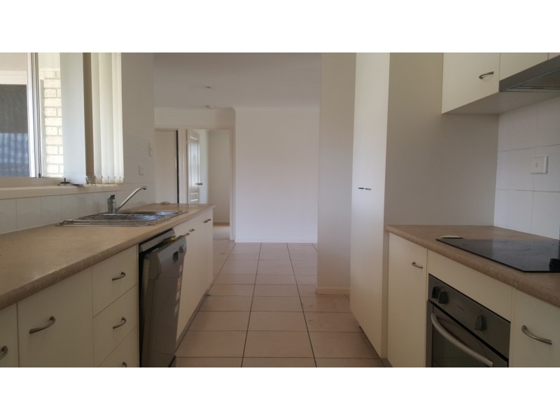 5 Tawarra Crescent, Gracemere QLD 4702