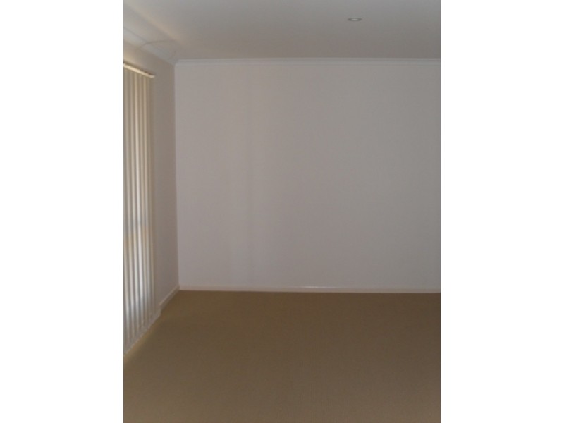 5 Tawarra Crescent, Gracemere QLD 4702