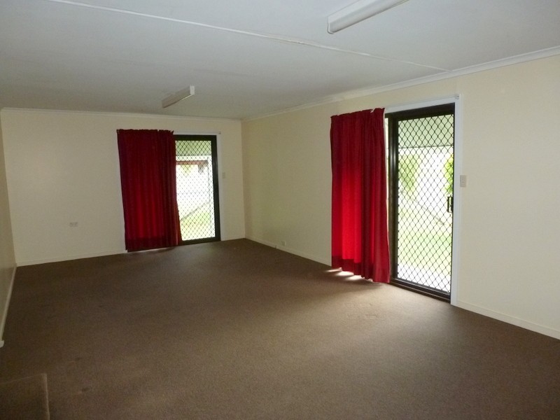 65 WESTERN STREET, West Rockhampton QLD 4700